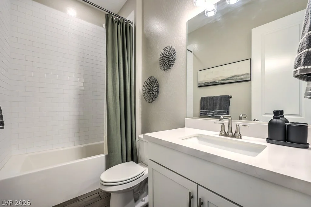 10937 Nicholas Jay, Las Vegas, NV 89166