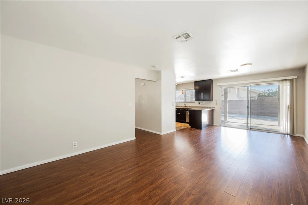 7401 Coffeyville, Las Vegas, NV 89147