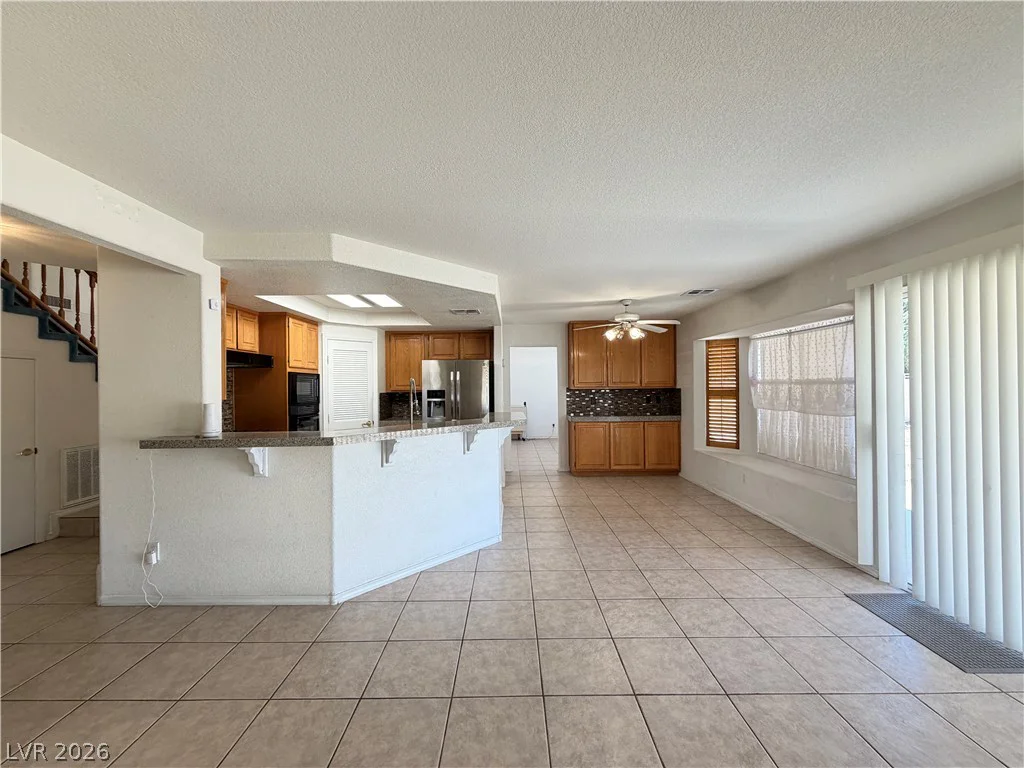 8852 Polo Bay, Las Vegas, NV 89117