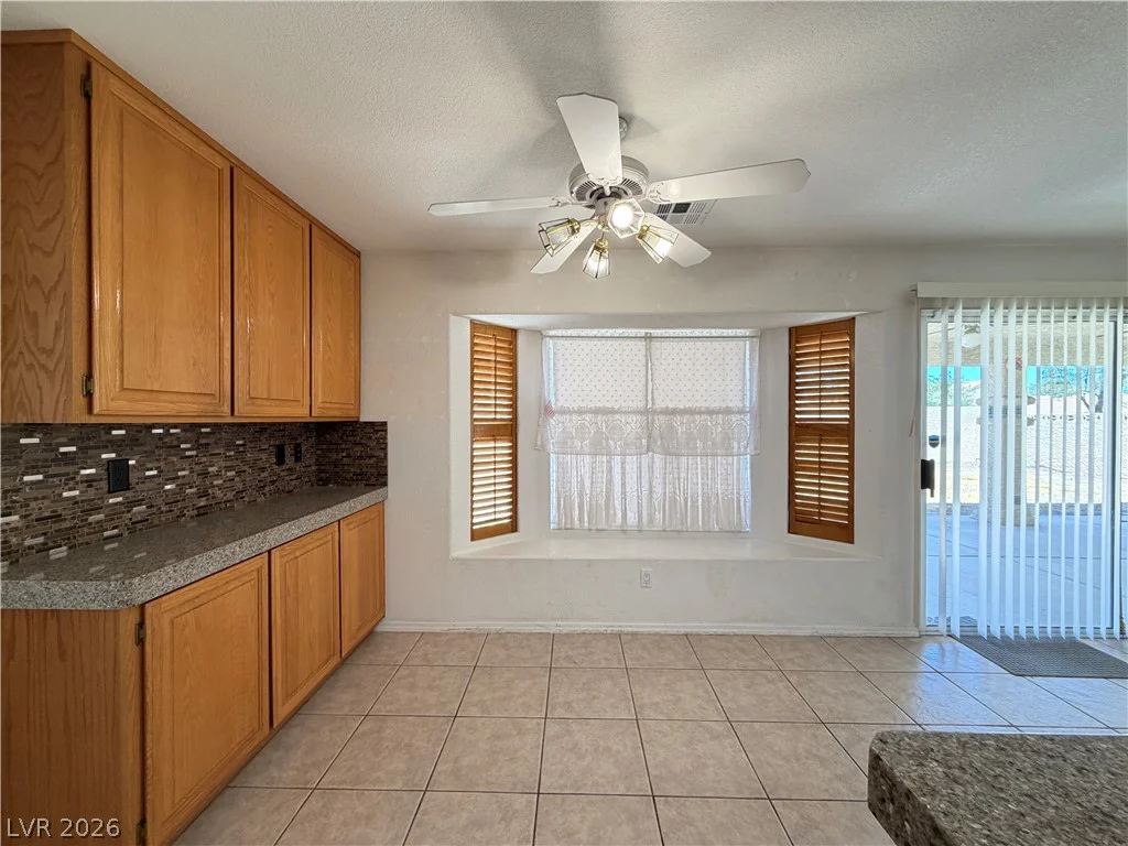 8852 Polo Bay, Las Vegas, NV 89117