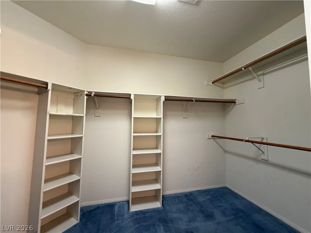 8852 Polo Bay, Las Vegas, NV 89117