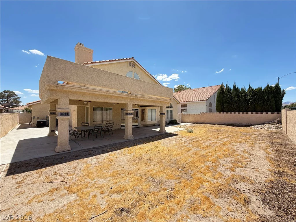 8852 Polo Bay, Las Vegas, NV 89117
