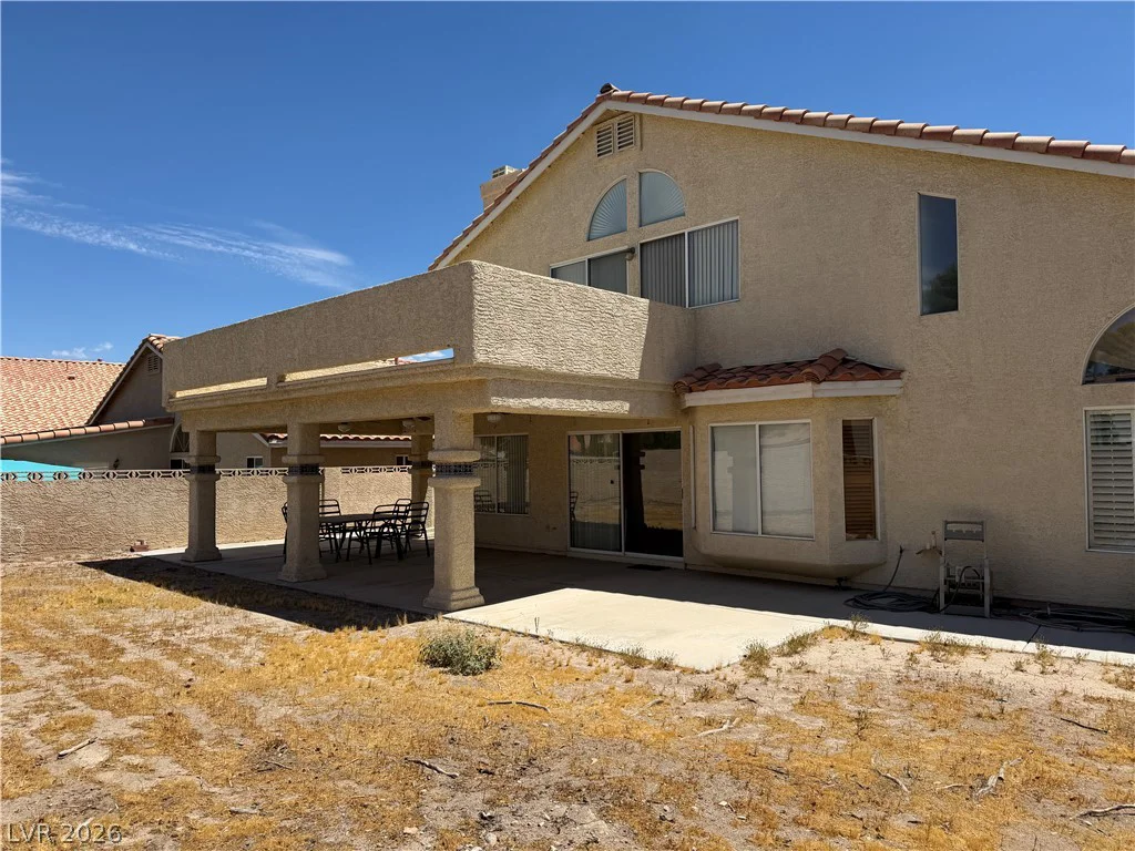 8852 Polo Bay, Las Vegas, NV 89117