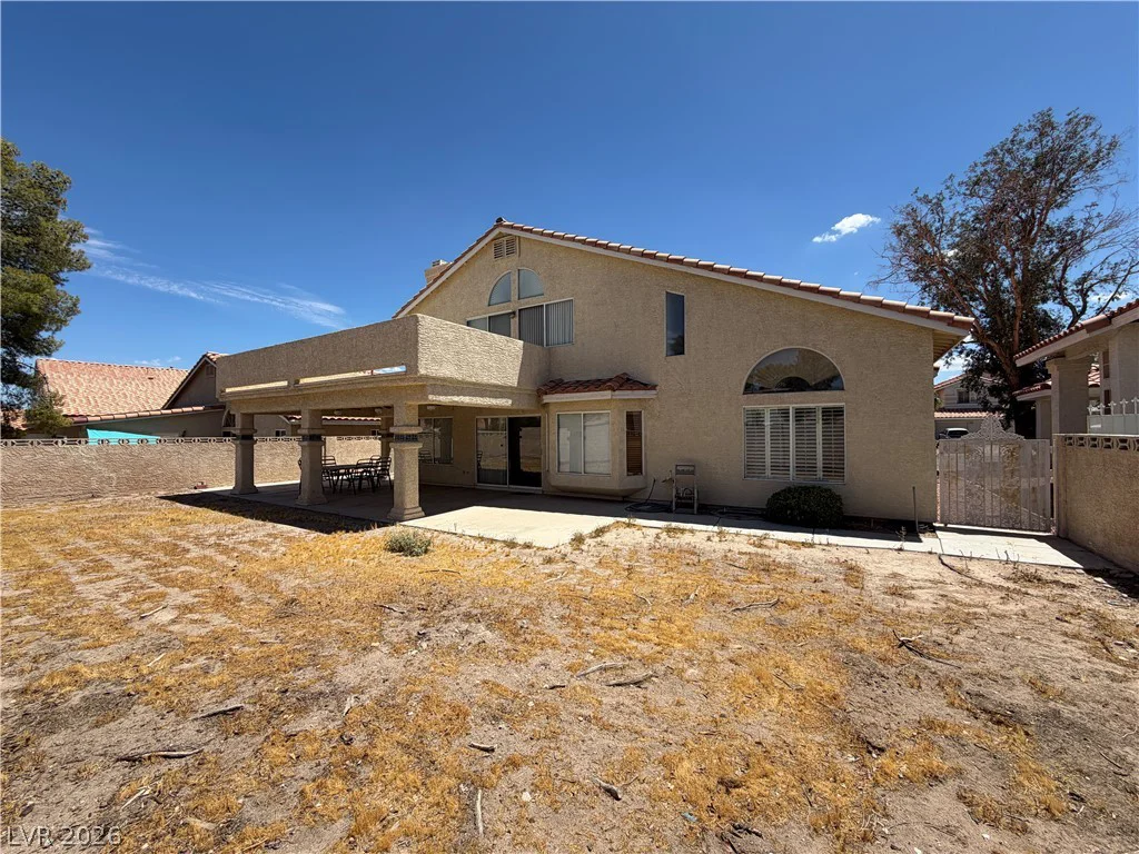 8852 Polo Bay, Las Vegas, NV 89117