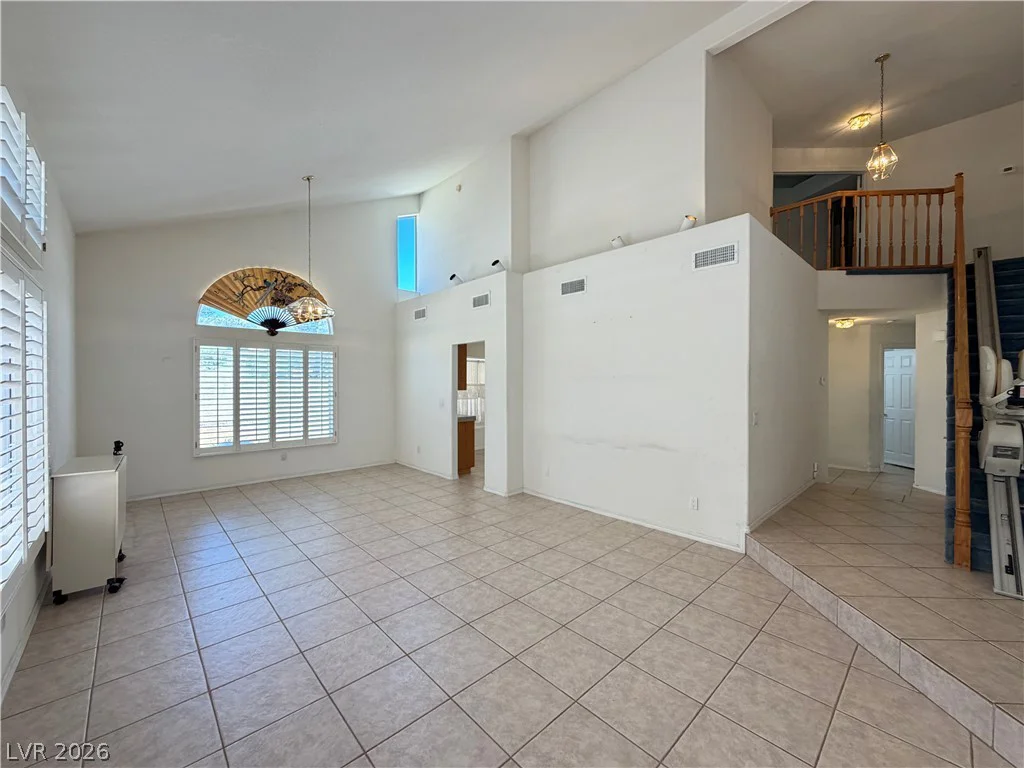 8852 Polo Bay, Las Vegas, NV 89117