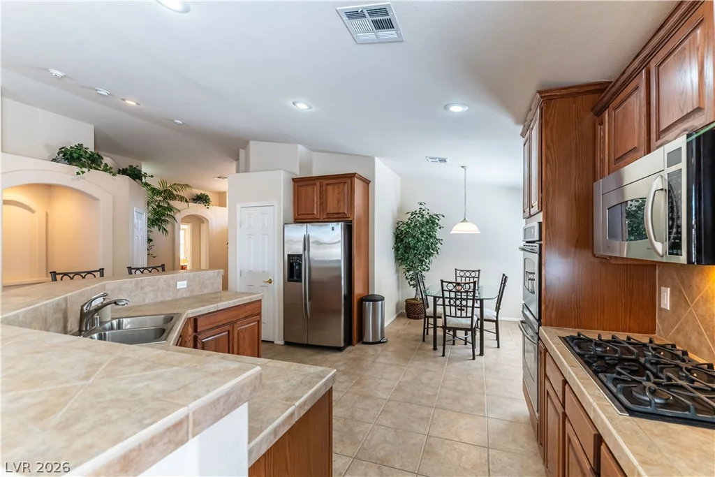 10720 Jubilee Mountain, Las Vegas, NV 89129