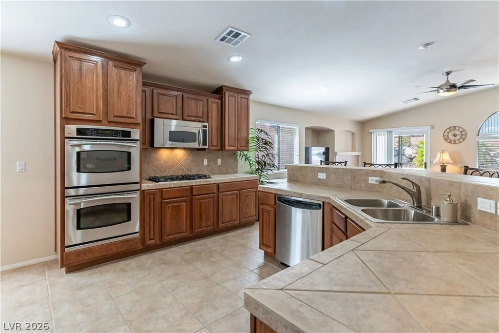 10720 Jubilee Mountain, Las Vegas, NV 89129