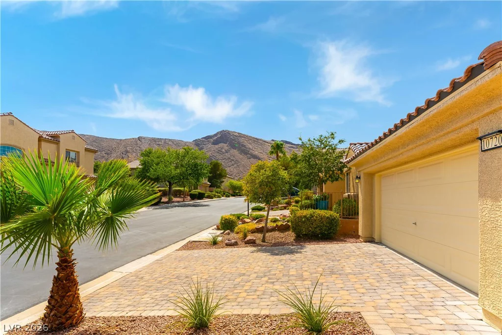 10720 Jubilee Mountain, Las Vegas, NV 89129