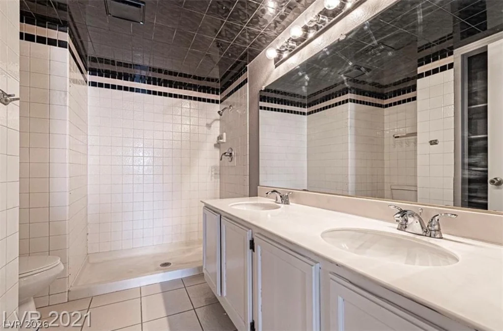 6137 Oakey, Las Vegas, NV 89146