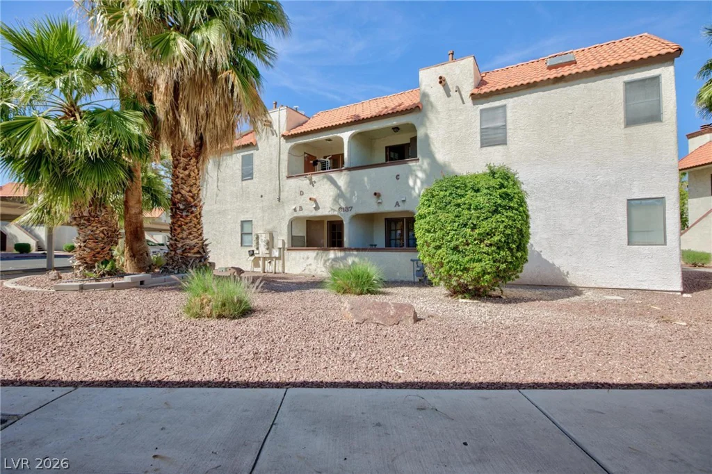 6137 Oakey, Las Vegas, NV 89146