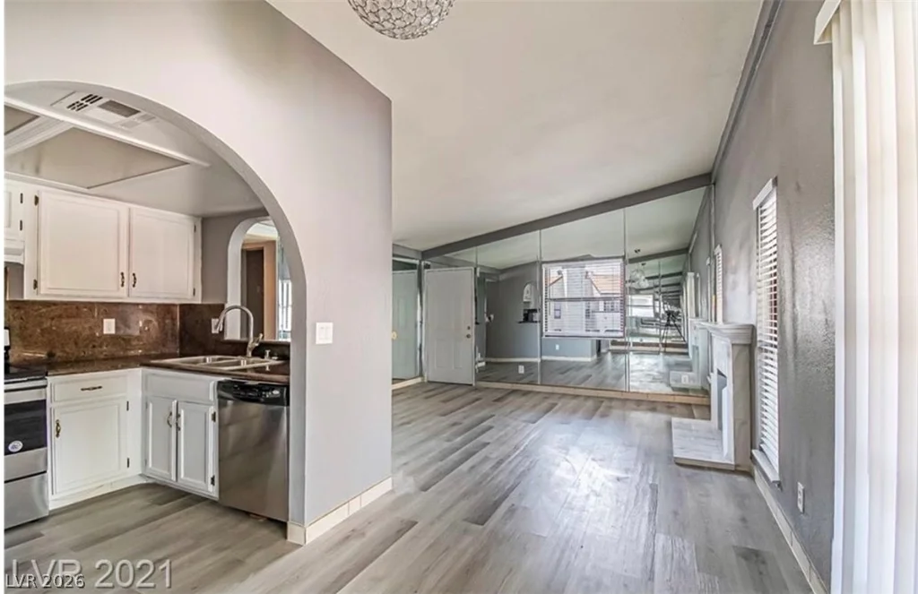 6137 Oakey, Las Vegas, NV 89146