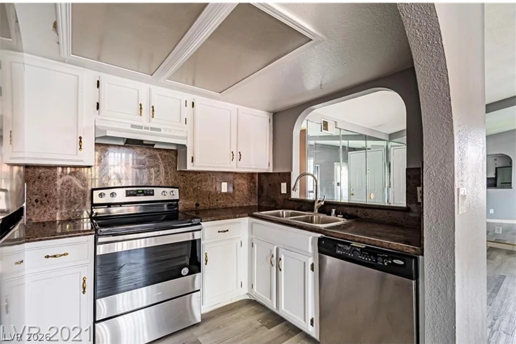 6137 Oakey, Las Vegas, NV 89146
