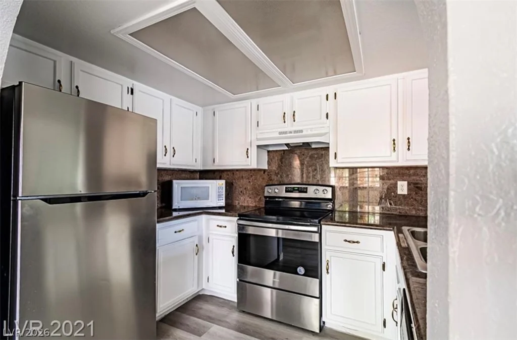 6137 Oakey, Las Vegas, NV 89146