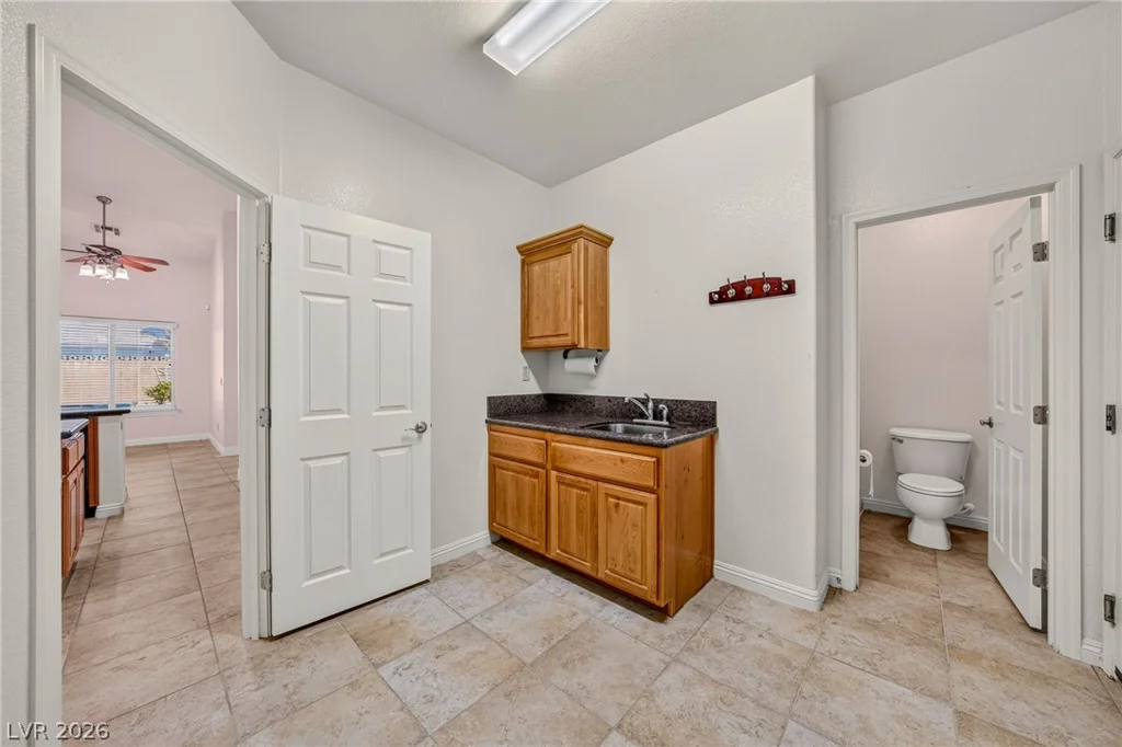 5360 Applewood, Pahrump, NV 89061