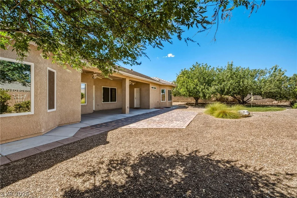 5360 Applewood, Pahrump, NV 89061