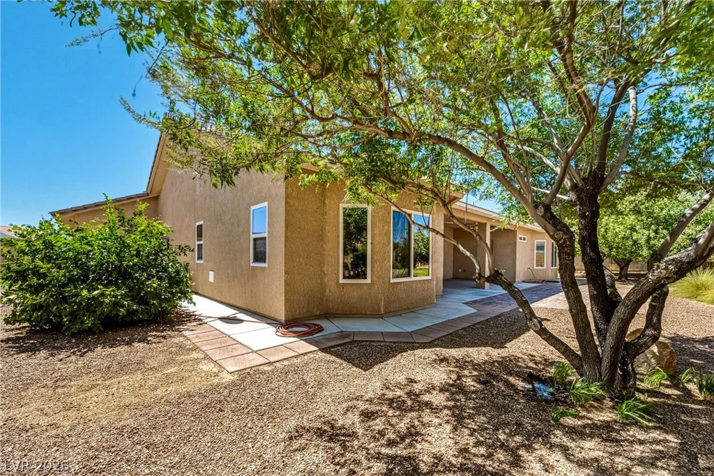 5360 Applewood, Pahrump, NV 89061