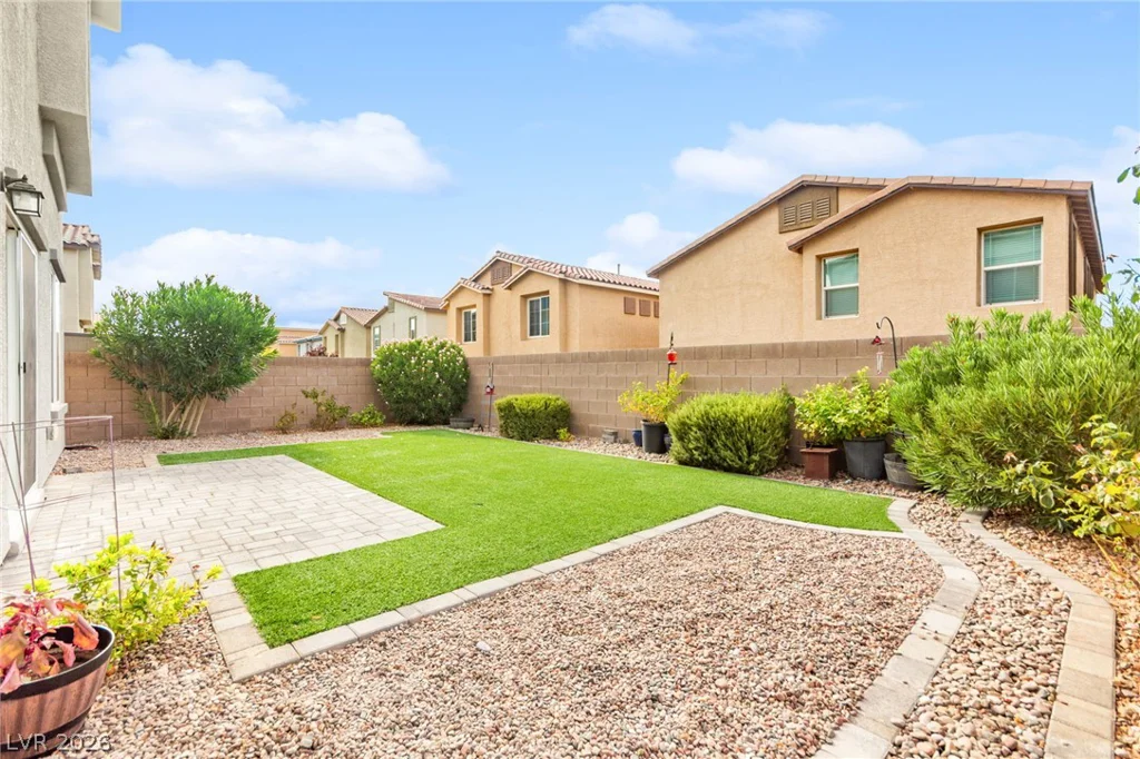 496 Via Renata, Henderson, NV 89044