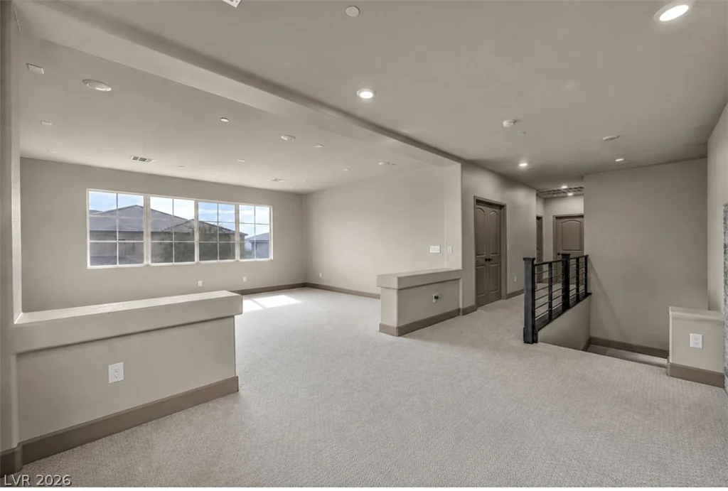 8557 Pioneer, Las Vegas, NV 89113