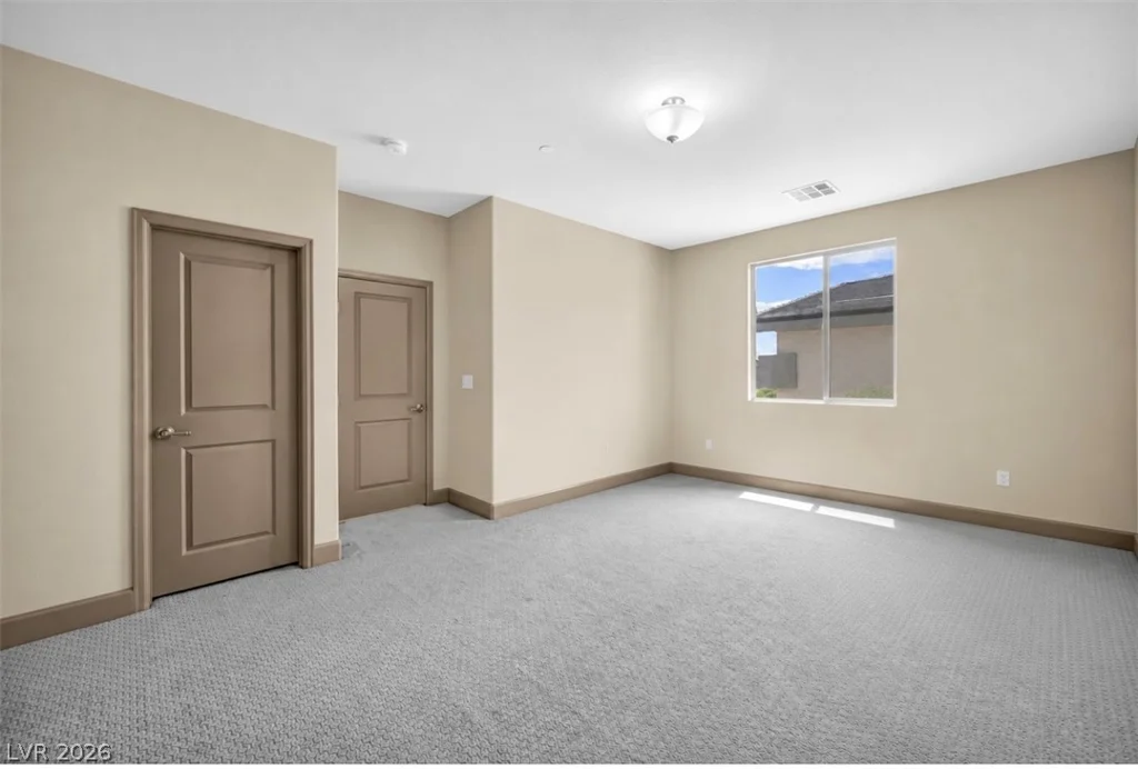 8557 Pioneer, Las Vegas, NV 89113