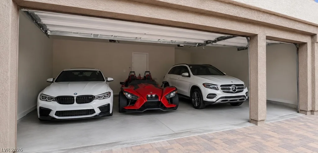 8557 Pioneer, Las Vegas, NV 89113