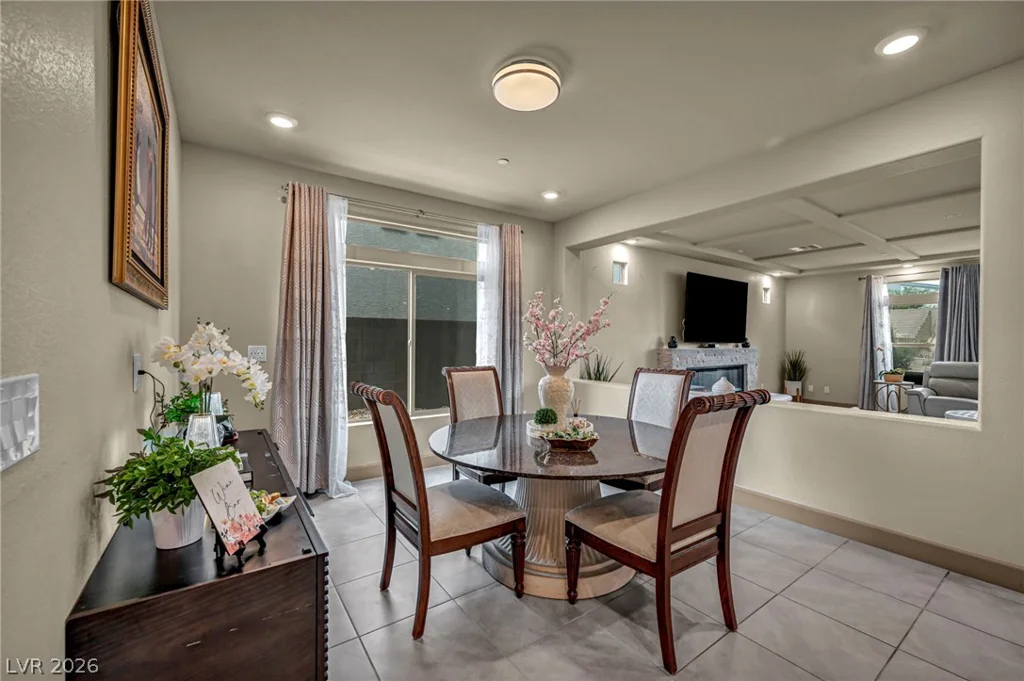 8557 Pioneer, Las Vegas, NV 89113
