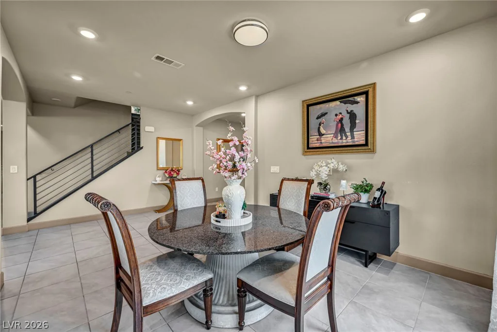 8557 Pioneer, Las Vegas, NV 89113