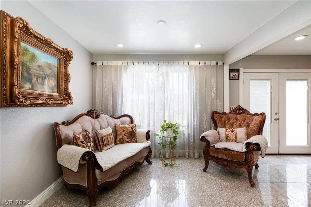 2201 Alia, Las Vegas, NV 89102