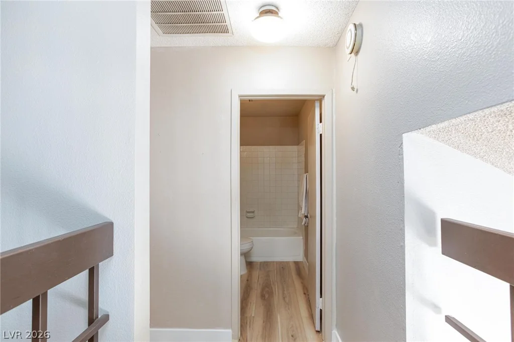 2201 Alia, Las Vegas, NV 89102