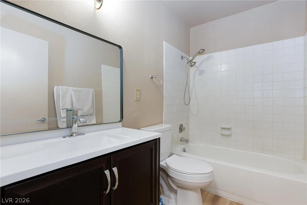 2201 Alia, Las Vegas, NV 89102