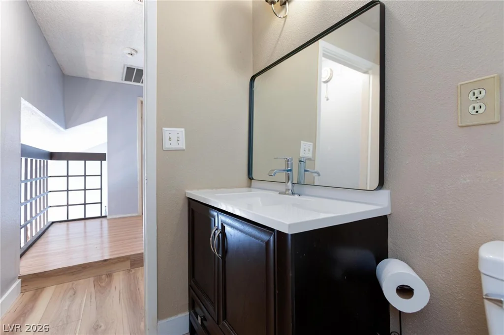 2201 Alia, Las Vegas, NV 89102