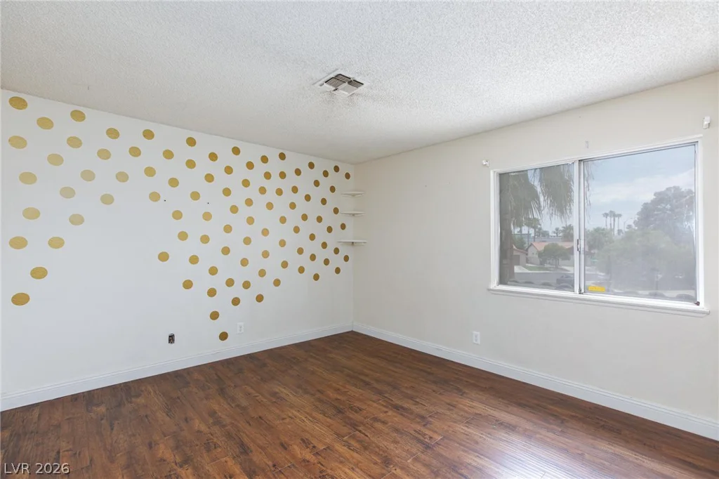 2201 Alia, Las Vegas, NV 89102