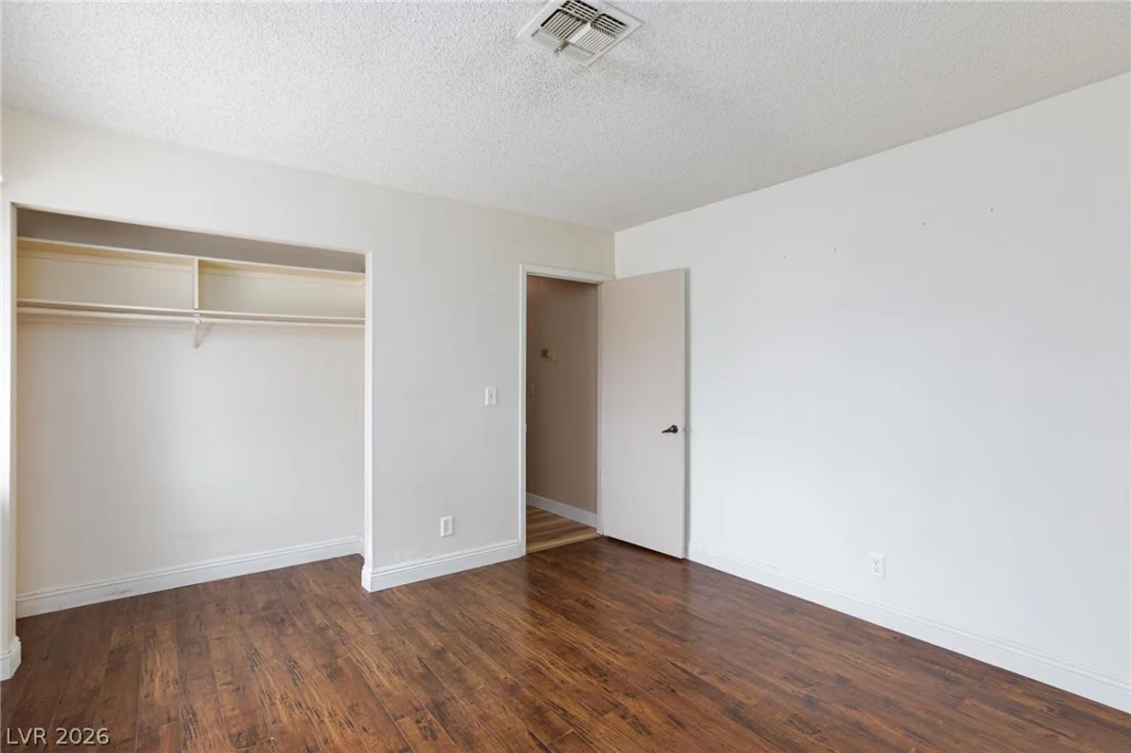 2201 Alia, Las Vegas, NV 89102