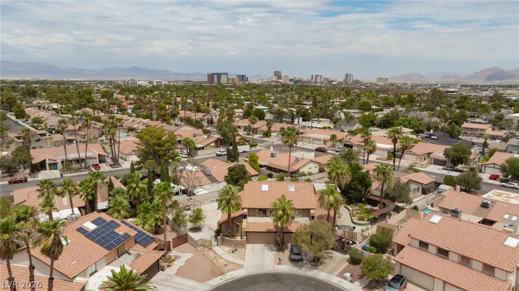 2201 Alia, Las Vegas, NV 89102