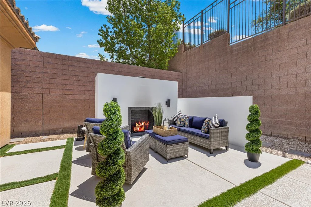 2828 Josephine, Henderson, NV 89044