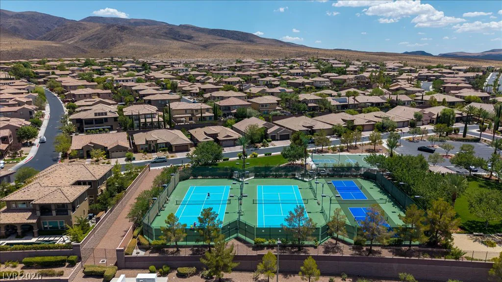 2828 Josephine, Henderson, NV 89044