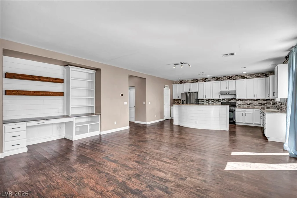 4021 Keasberry, North Las Vegas, NV 89081
