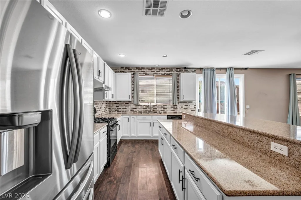 4021 Keasberry, North Las Vegas, NV 89081