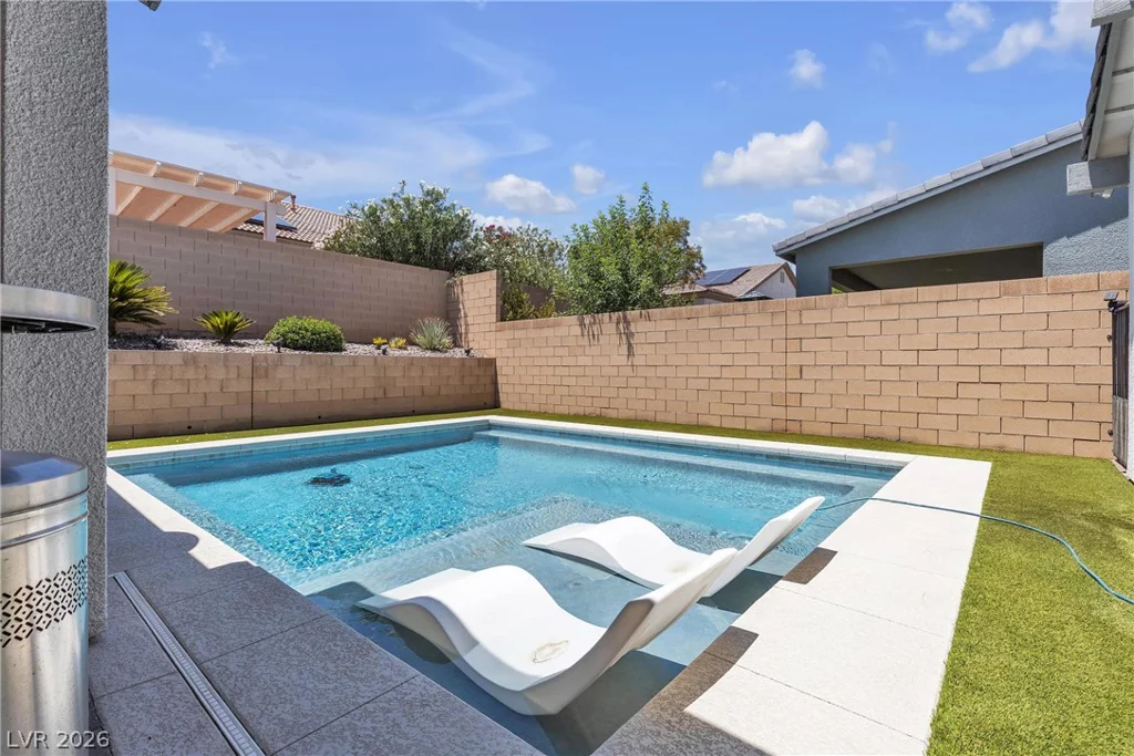 5927 Villa Loma, Las Vegas, NV 89148