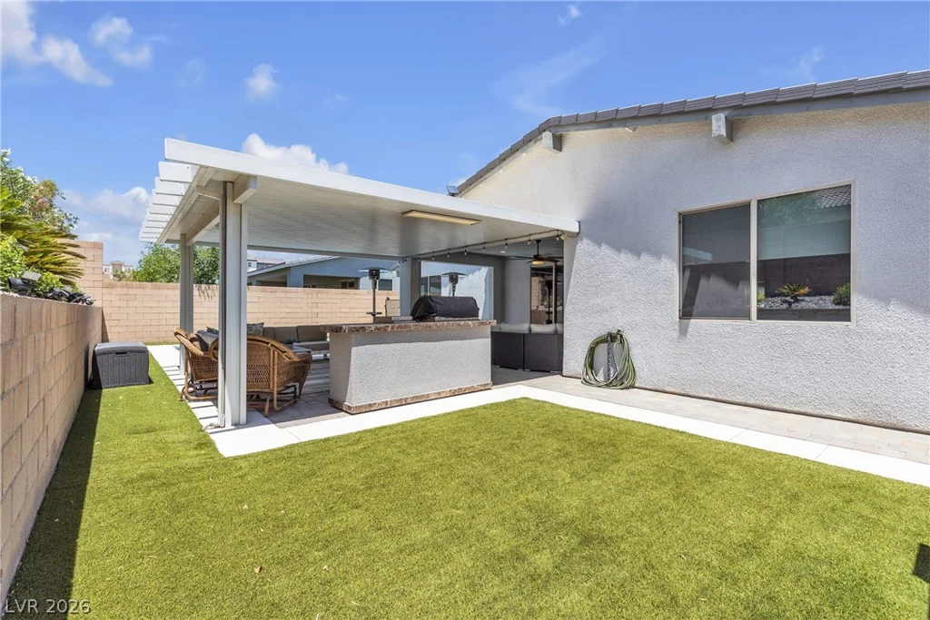 5927 Villa Loma, Las Vegas, NV 89148