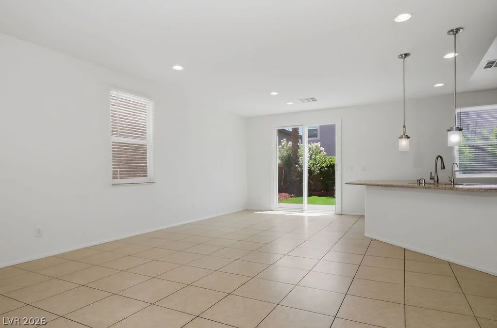 8727 Cerrito Canyon, Las Vegas, NV 89148