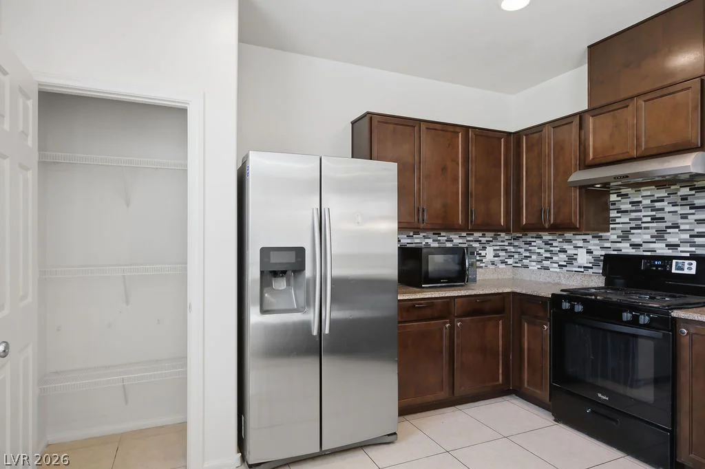 8727 Cerrito Canyon, Las Vegas, NV 89148