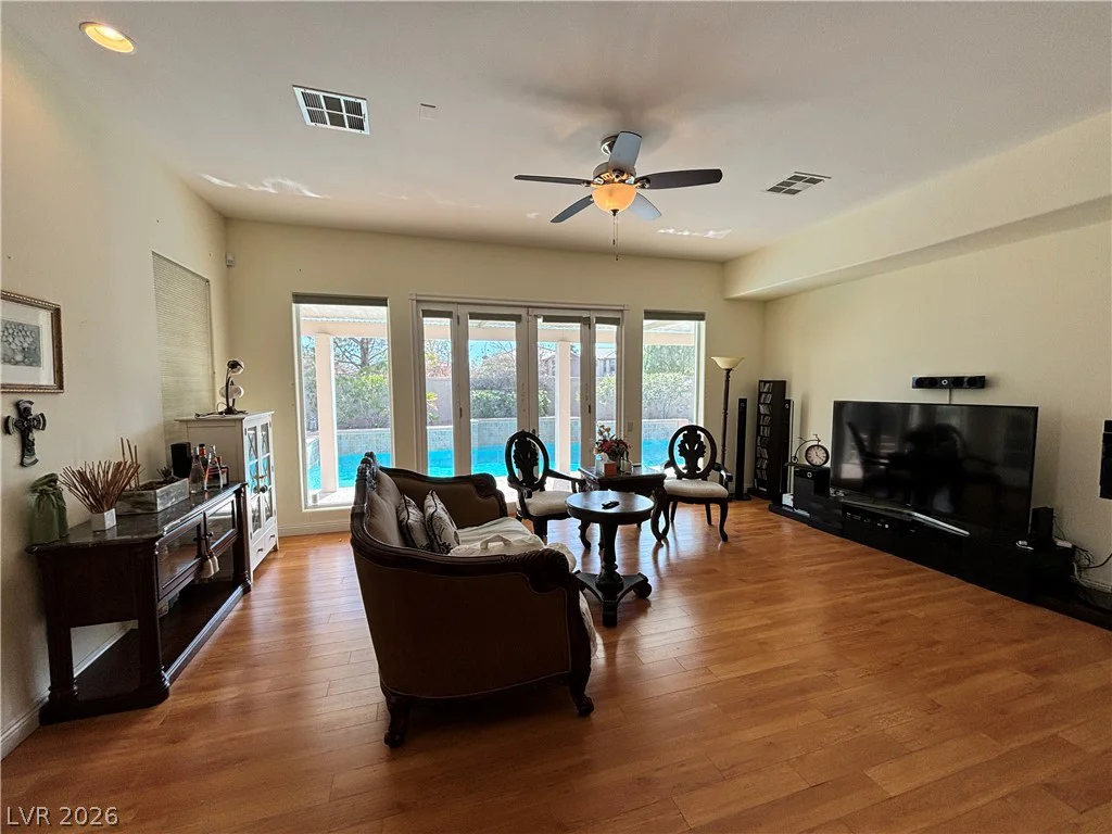 932 Viscanio, Las Vegas, NV 89138