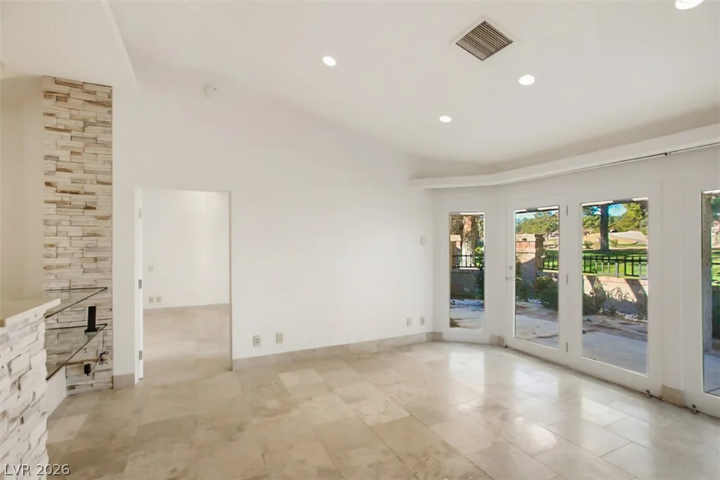 7146 Mission Hills, Las Vegas, NV 89113