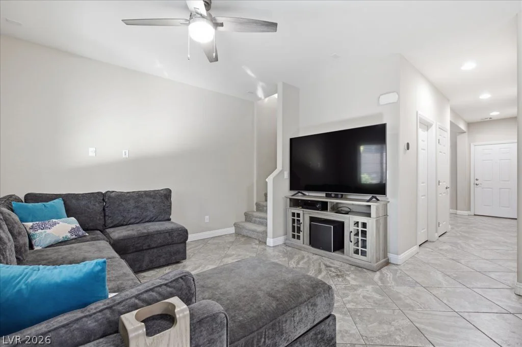 8059 Mosaic Sunrise, Las Vegas, NV 89166