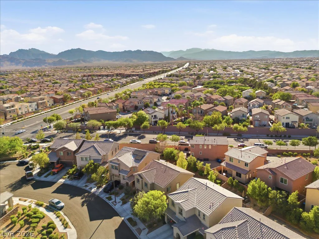 8059 Mosaic Sunrise, Las Vegas, NV 89166