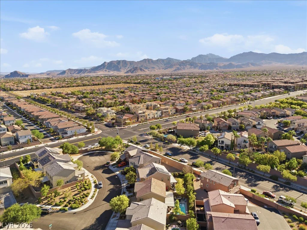 8059 Mosaic Sunrise, Las Vegas, NV 89166