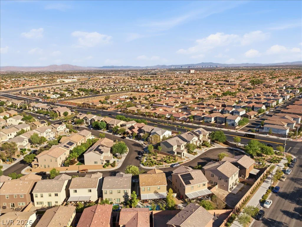 8059 Mosaic Sunrise, Las Vegas, NV 89166