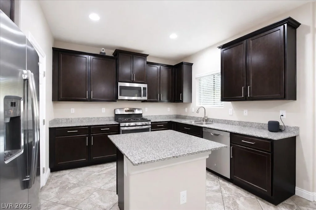 8059 Mosaic Sunrise, Las Vegas, NV 89166