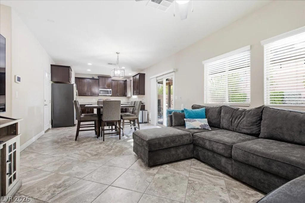 8059 Mosaic Sunrise, Las Vegas, NV 89166