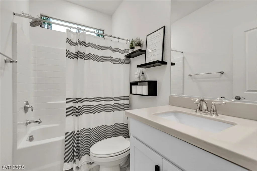 10122 Mystic Falls, Las Vegas, NV 89141